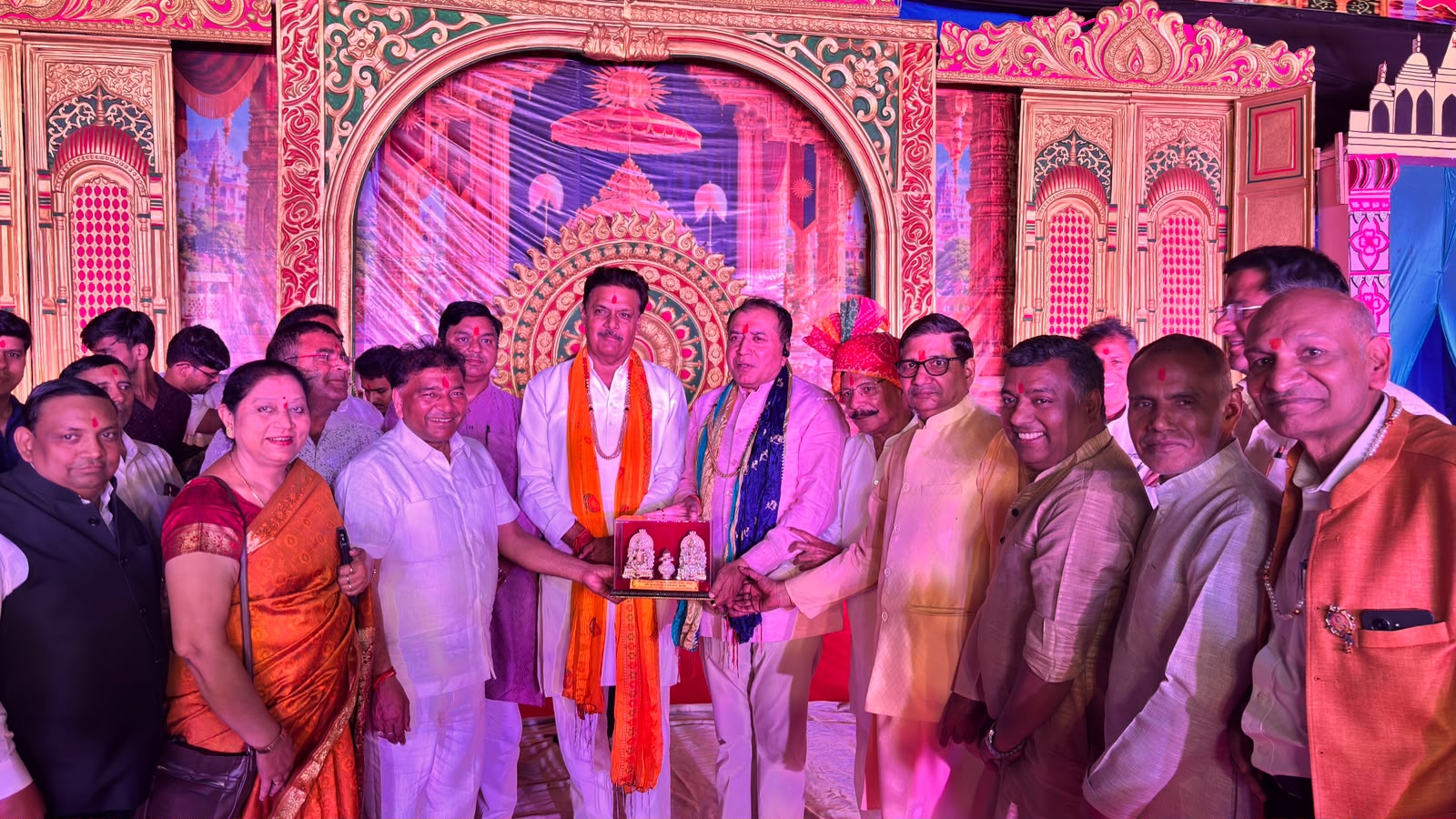 नोएडा सेक्टर-46 में रामलीला महोत्सव का भव्य शुभारंभ